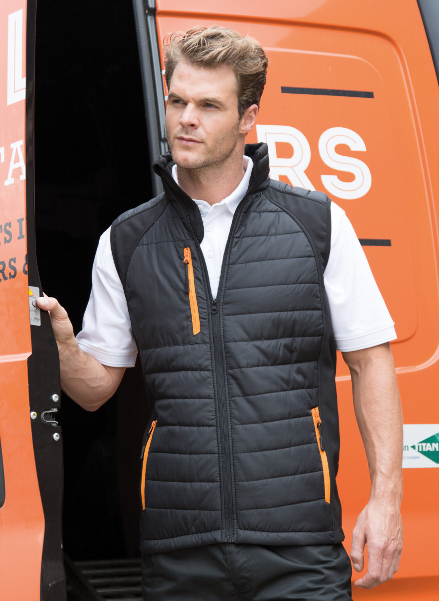 Result Black Compass Softshell Gilet